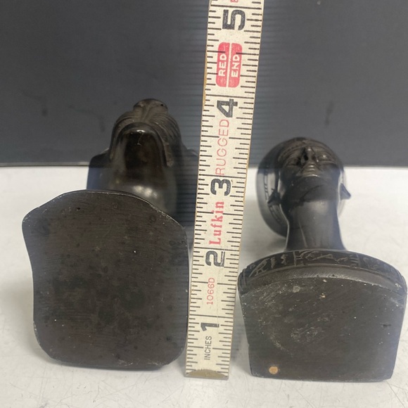 Nefertiti Bastet Goddesses Carved Stone Bust Sculptures Egyptian Head Set of Two - Picture 7 of 15